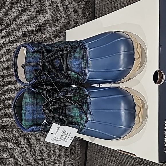 Womens Rain Boot - Picture 2 of 4